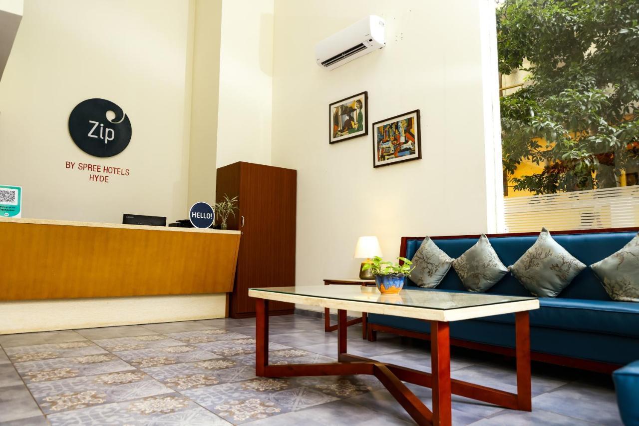 Zip By Spree Hotels Hyde Goa 칸돌림 외부 사진